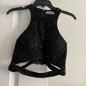 Jovani, size 0, black. *hemmed to fit the length of someone 5 foot*